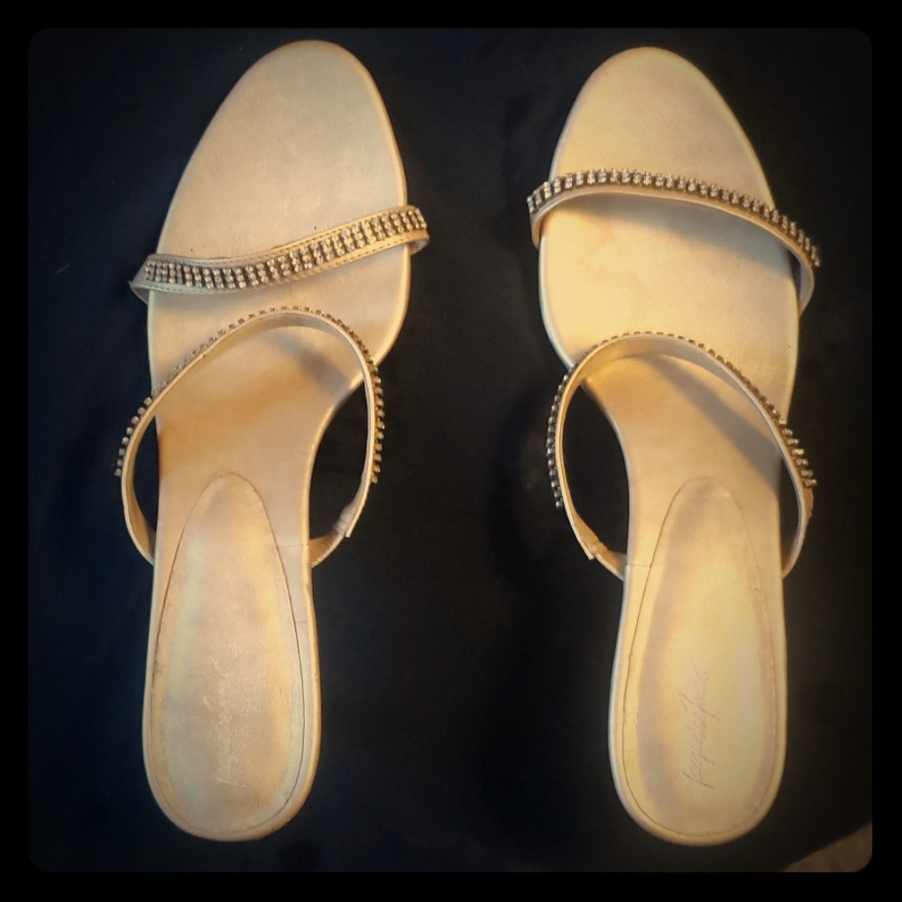 Size 11 sandals with heel